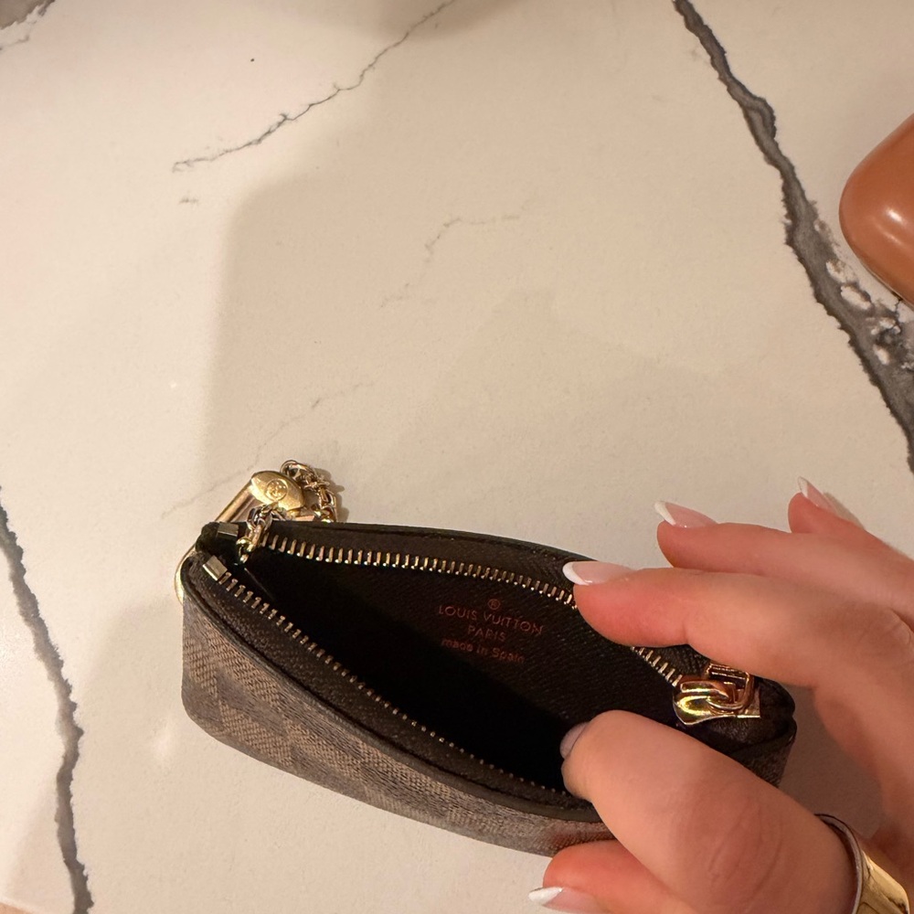 Louis Vuitton Dark Brown Checkered Key Holder - Picture 3 of 5